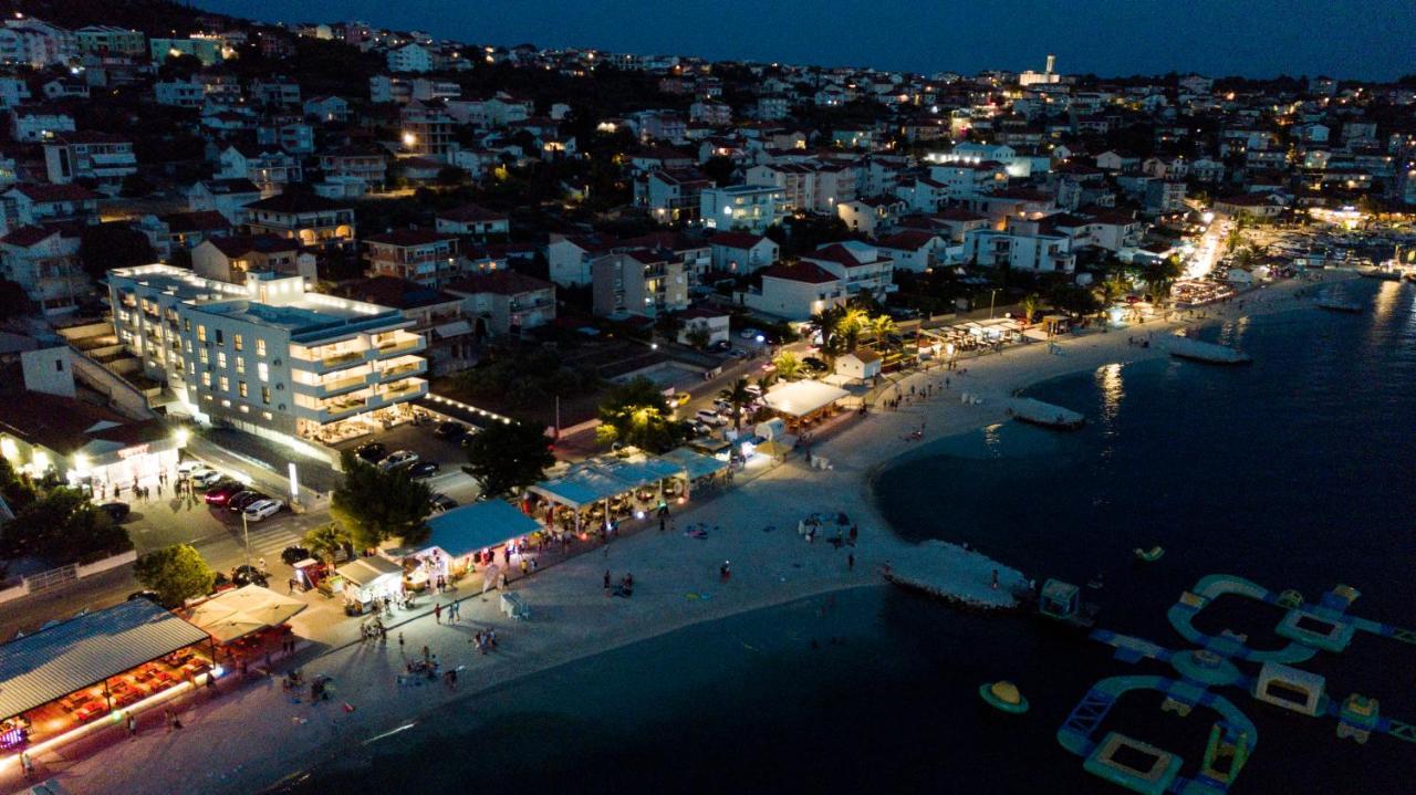 Apartments Adriatic Pearl Трогір Екстер'єр фото