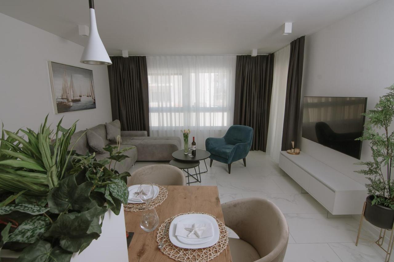 Apartments Adriatic Pearl Трогір Екстер'єр фото